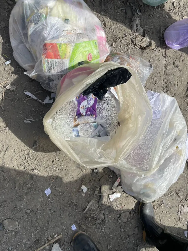 裝載垃圾袋內的10萬元找到了。玉里鎮公所提供