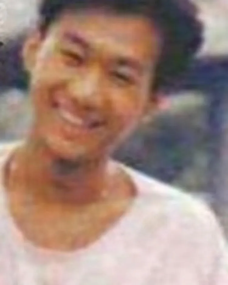 黃貫中PO出一張黃家駒模糊照，發文訴思念「你的照片越來越模糊，但我對你的印象卻越來越深」。翻攝黃貫中臉書