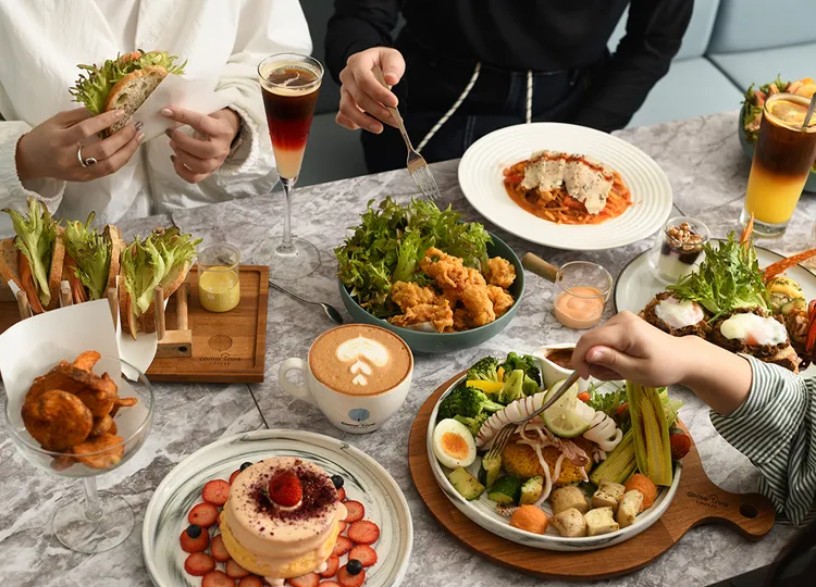 成真咖啡雙人套餐1290元。業者提供