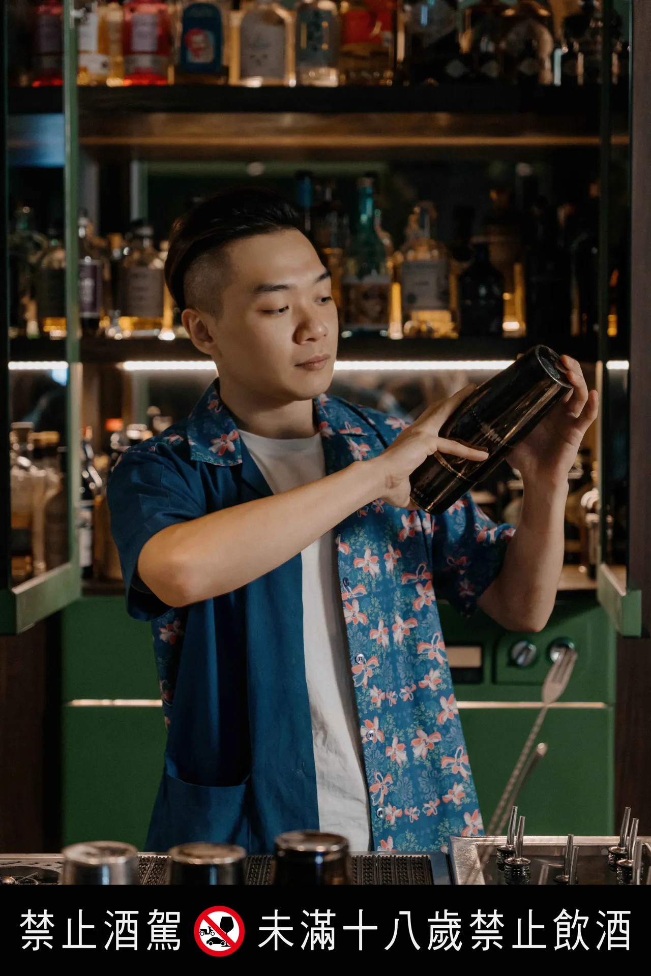 将在马可波罗酒廊驻点的调酒师William最爱将旅行中的所见所闻映射在风味层次中,让每一杯调酒都像是旅途的缩影。业者提供