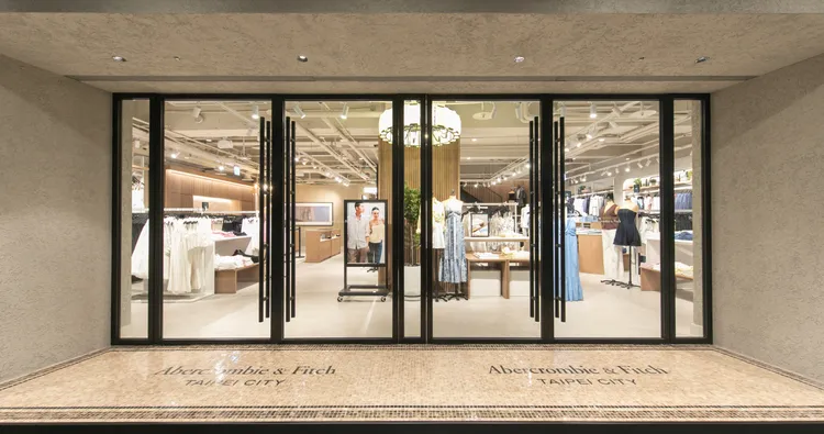 A&F台北忠孝假日概念店。品牌提供