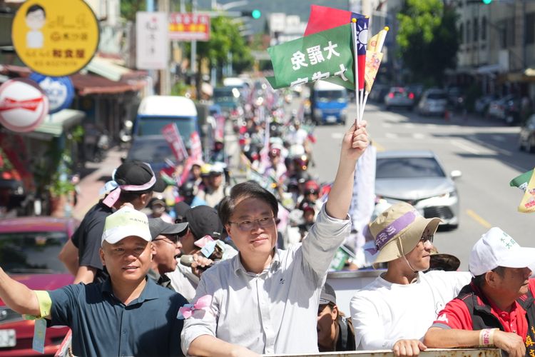 童子賢揭捐款內幕惹怒花蓮王　林右昌稱傅崐萁「夜路走多會碰到鬼」
