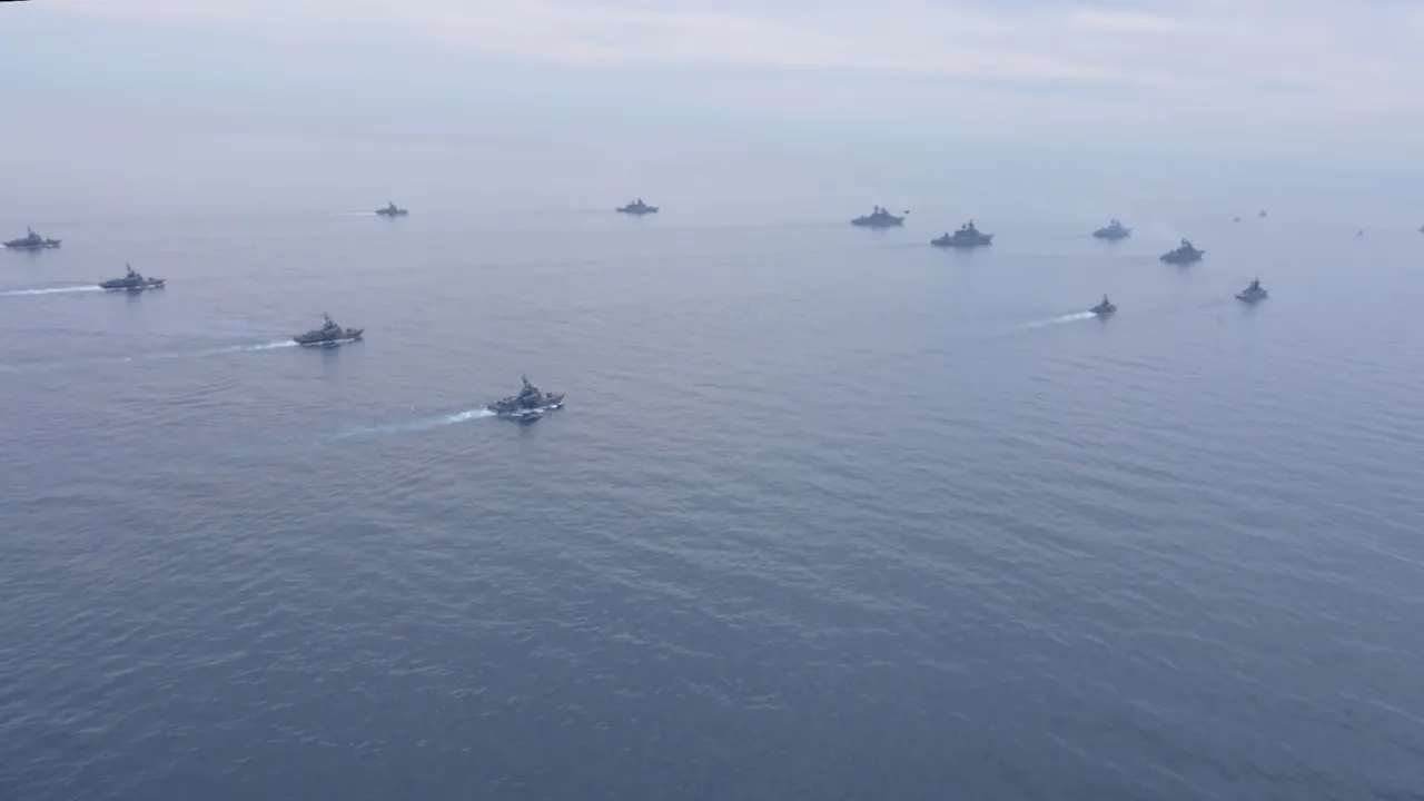 俄国海军「七月风暴」演习进行中,照片拍摄地点未公开。路透社/俄国国防部发布