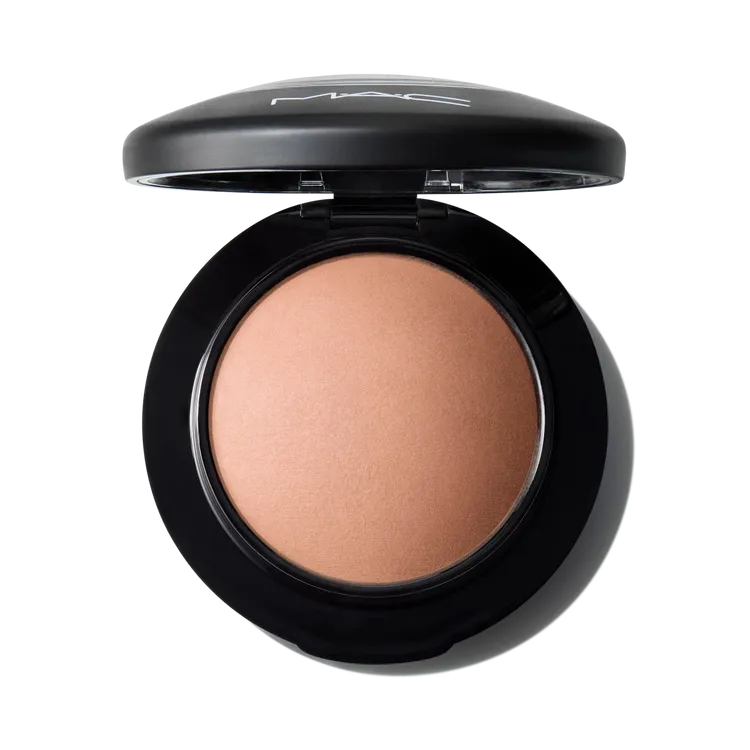 M.A.C柔礦迷光腮紅#Humour Me，1180元。翻攝官網