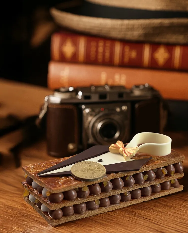 君品「老爸榛帥」父親節蛋糕即日起開放預購，8/1至8/8可至6樓茶苑自取。君品酒店提供