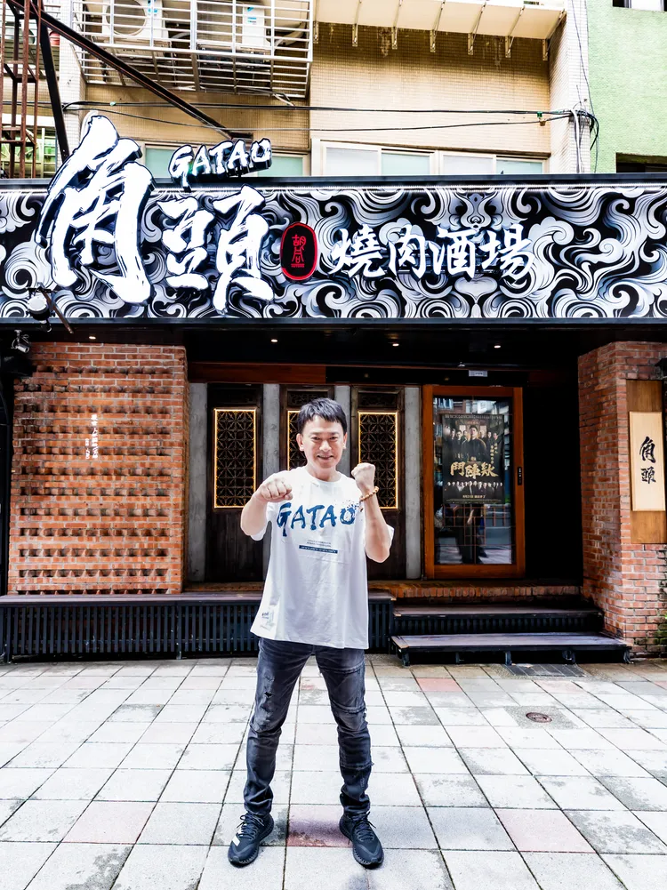 王識賢打趣被粉絲遞履歷求收編。曼尼娛樂提供