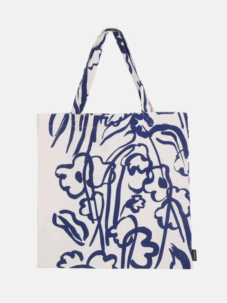 Marimekko X Erja Hirvi設計印花Ensikukat托特包，1790元。品牌提供