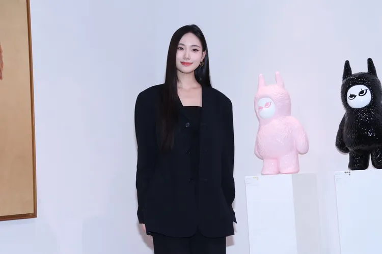 Lily舉辦個人首場畫展。莊宗達攝