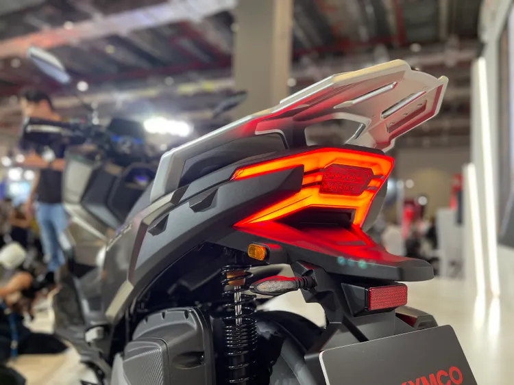 上市期間購買Xciting X350，還加贈市價近5,500元的SHAD TR41後箱與鋁合金多功能橫桿，再享36期0利率、交車禮保溫杯等多重好禮。林浩昇攝