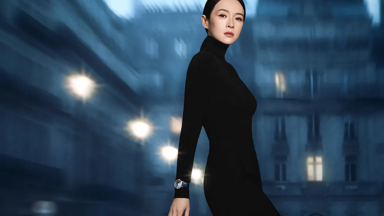 積家新任全球品牌大使章子怡,戴上品牌全新Rendez-Vous Shooting Star約會系列流星腕錶。品牌提供
