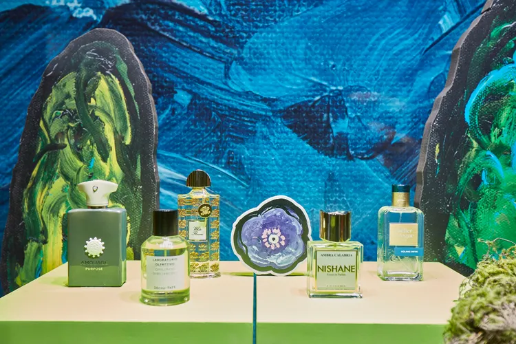 展覽中5個站點各自有一款代表的香氛。品牌提供