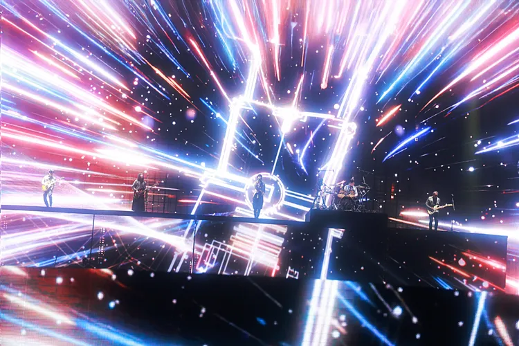 五月天迎來台北最終場，形容宛如不真實的夢。相信音樂提供