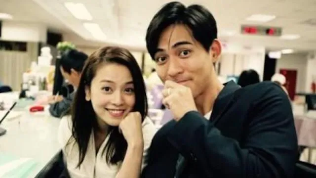 周渝民（右）與喻虹淵結婚10年。摘自微博