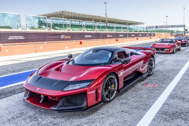 這款輪胎專為法拉利F80量身打造，全面滿足其極致動力輸出、高扭力、強烈空氣動力負載與極速行駛需求，展現米其林在高性能輪胎領域的深厚技術與研發實力。業者提供