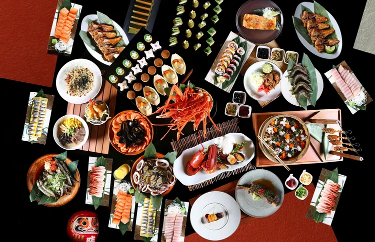 台北萬豪酒店Garden Kitchen「和風夏宴」日式主題饗宴，五大主題餐檯含當令海鮮吧、松葉蟹腳、生魚片、日式壽司、大阪燒、鹽烤香魚等澎湃海味。業者提供