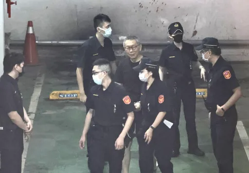 柯文哲堅喊絕不逃亡 稱保釋金太高「寧可續押」:沒貪污哪來1億