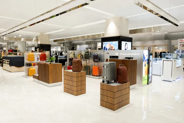 PIQUADRO於遠東SOGO台北復興館打造全新義式質感空間。品牌提供