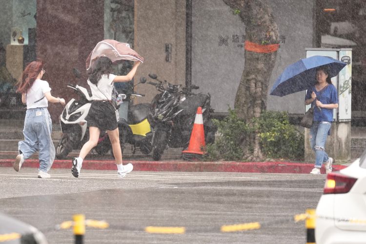 16縣市豪雨特報！週末「范斯高」影響全台　今年已9颱風專家曝原因