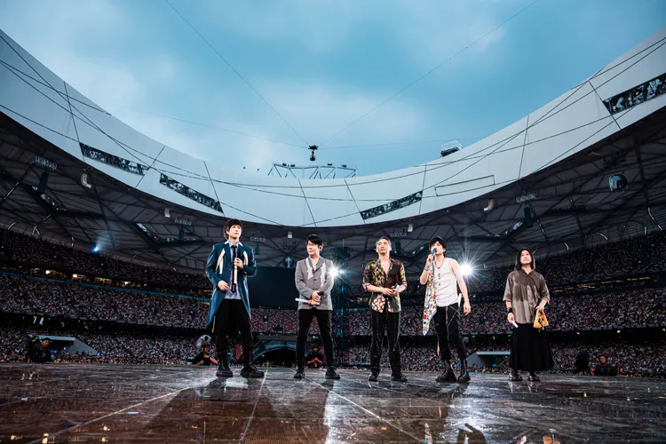 五月天昨晚鳥巢開唱幸運無雨。相信音樂提供