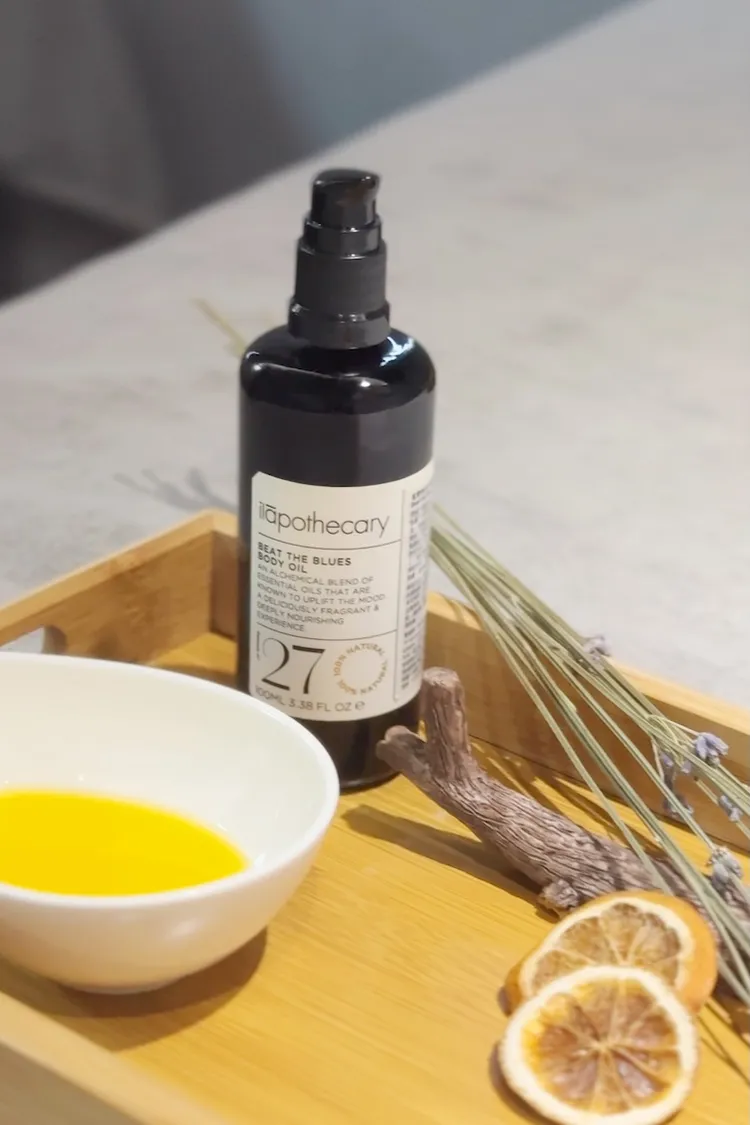 Revive SPA「療癒。舒壓」療程，同樣採用英草社系列精油 」。品牌提供