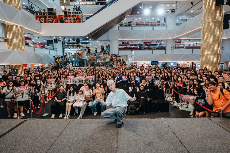 畢書盡的慶生派對與簽票會吸引滿滿粉絲到場支持。索尼音樂提供