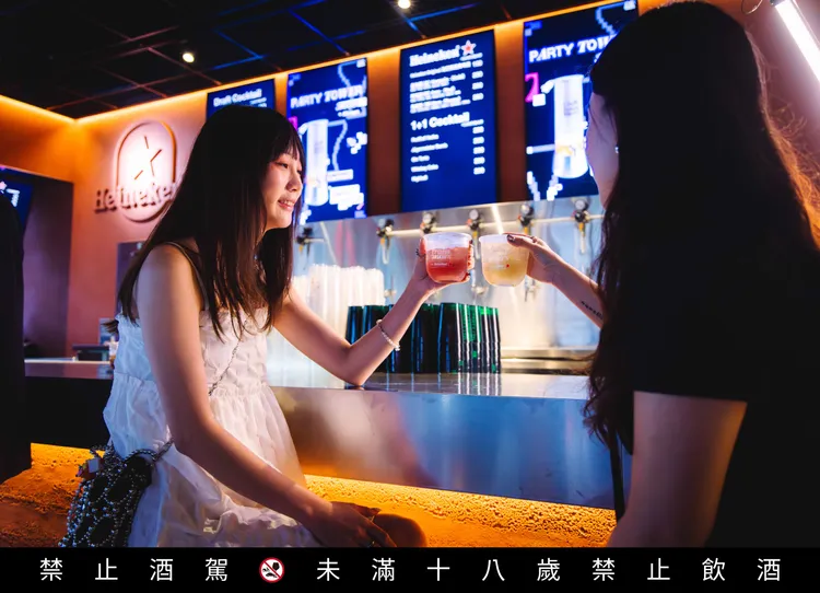 火星咖啡海尼根概念店已準備好成為你下班後最有想像力的據點。品牌提供