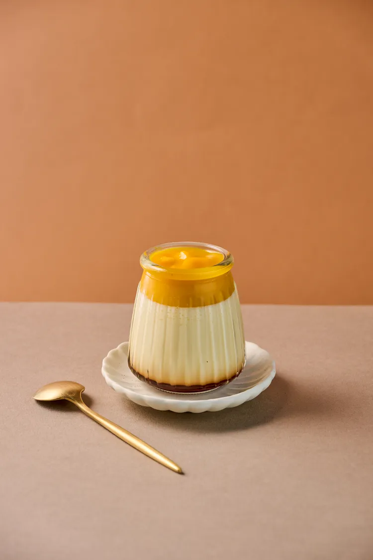 「昭和芒果布丁」軟滑香甜，售價90元。業者提供	