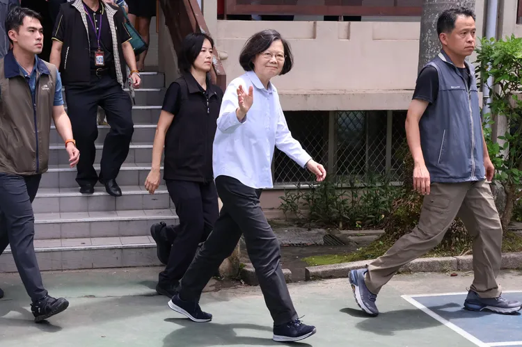 蔡英文面對記者提問笑而不語。記者莊宗達攝