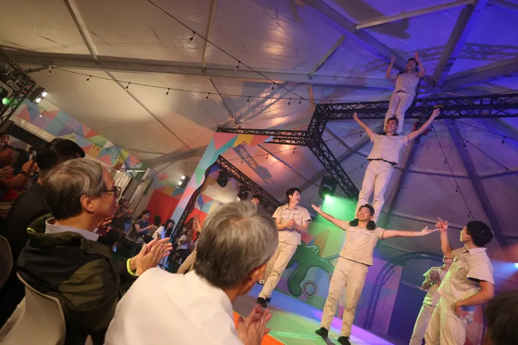 FOCASA馬戲團以高難度特技帶來精彩演出。文化部提供