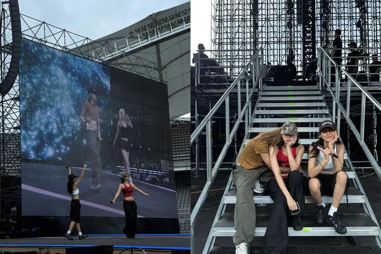 Lisa（右圖左起）彩排時，倒在Jennie身上。翻攝Jisoo IG