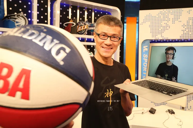 球評李亦伸認為合併不一定會更好，主事者更高層級且更有力才能讓企業聽話。翻攝自李亦伸臉書