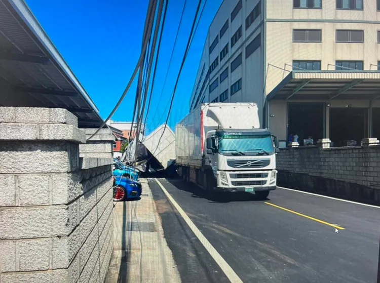 事故現場。大園警分局提供