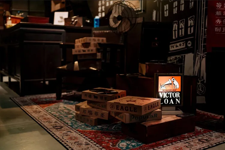 以「大稻埕」為敘事背景的《摩登時代：唱片轉動・流行誕生》。台北流行音樂中心提供)