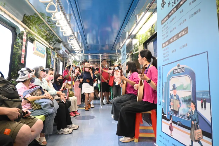 《捷運那卡西─月琴一直NOW》。新北投車站提供