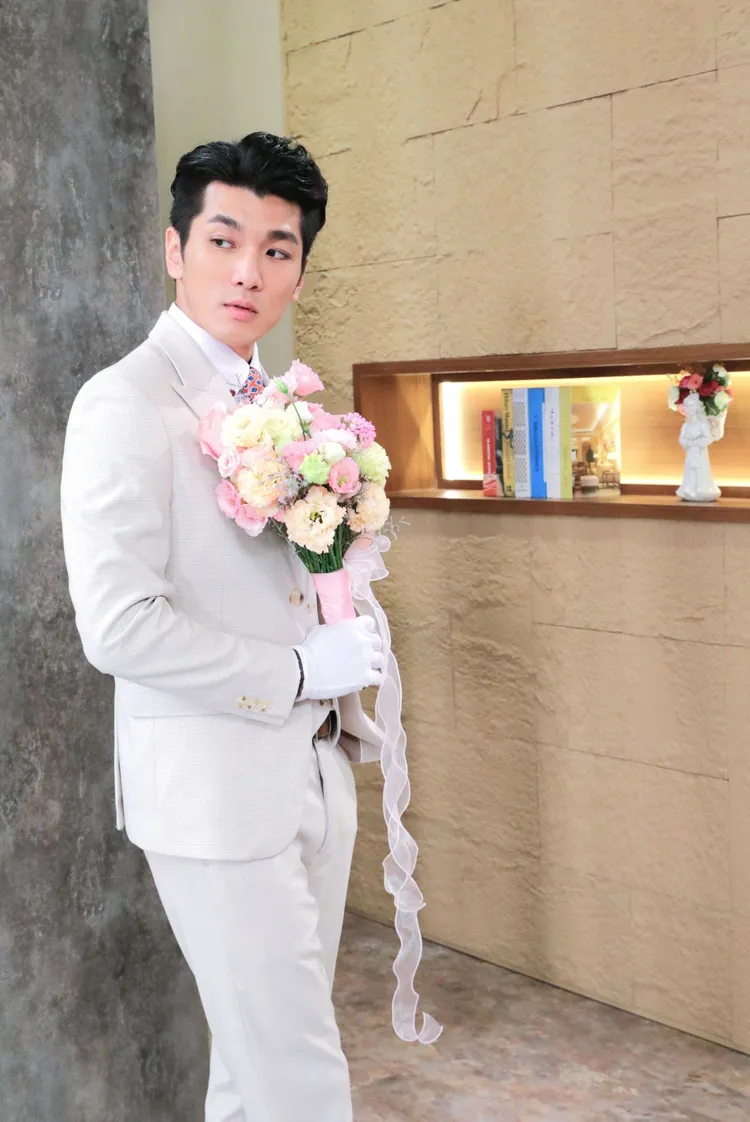 吳政澔重溫人生大事。民視提供