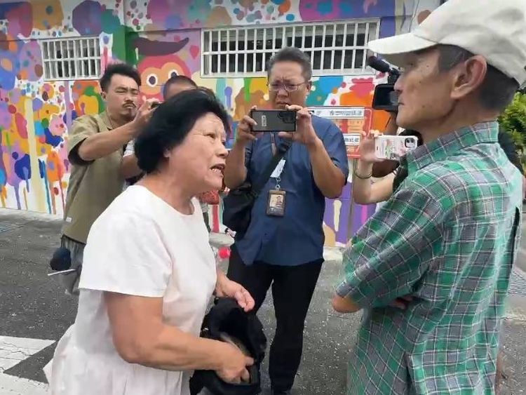 花蓮婦嗆葉霸老師「我兒子被妳教壞」　沒水準！辯不過竟擋她投票