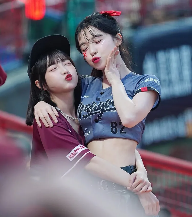 李多慧及籃籃感情好。翻攝籃籃IG