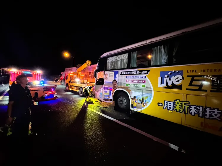 車禍現場。新竹市消防局提供