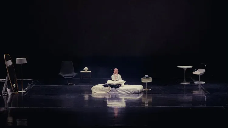 鄭乃馨見面會舞台布置簡單。翻攝鄭乃馨IG