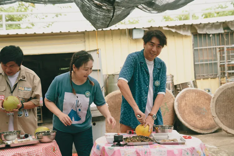 張秀卿、梁赫群作客《胡來旅行社》。客台提供