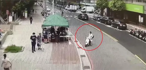 大罢免前大扫黑!白狼随扈落网 骚扰罢团呛「罢免赖清德在这边吗」