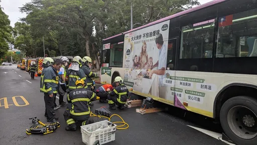 欣欣客運公車撞死部桃醫周佳正 北市擬吊銷司機駕照