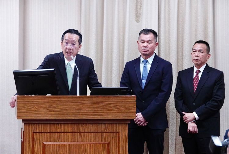 黃國昌爆國策顧問涉國軍百億標案「官商勾結」　國防部：獲知後已撤銷重辦採購