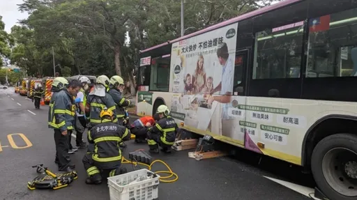 乳癌權威周佳正北上開會遇死劫!總統官邸旁走斑馬線 遭公車撞輾亡