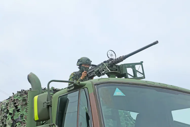 50機槍警戒。第三作戰區提供