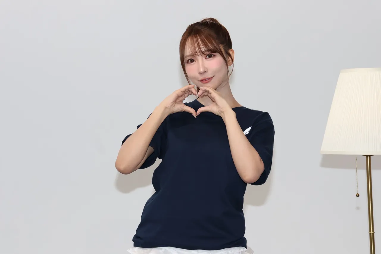 三上悠亚23日出席台北公益记者会,宣告十周年巡演正式启动。庄宗达摄