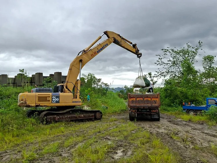 受到低壓帶及西南風影響，台灣持續降下豪大雨，已造成多處積淹水情形，為因應災情發展，水災中央災害應變中心今二級開設。經濟部提供