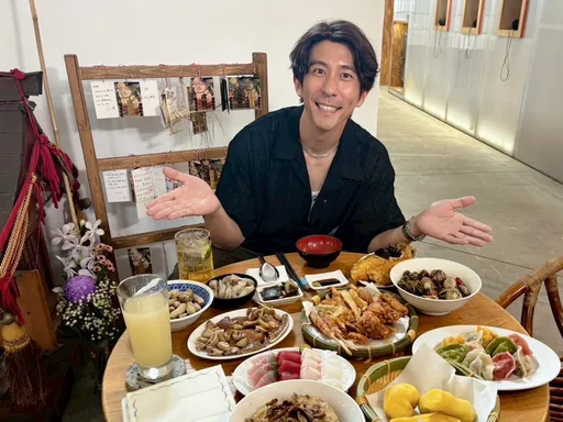 修杰楷暴风式点餐 趁机向老板娘撒娇获招待