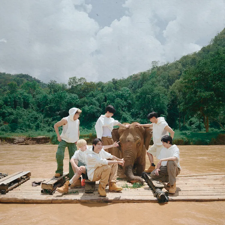 Ozone與大象近距離互動很緊張。索尼音樂提供