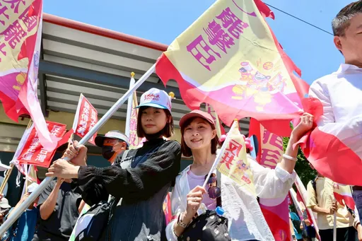 曹兴诚劝放下823「让民进党去努力」 台中罢团:会继续往前走